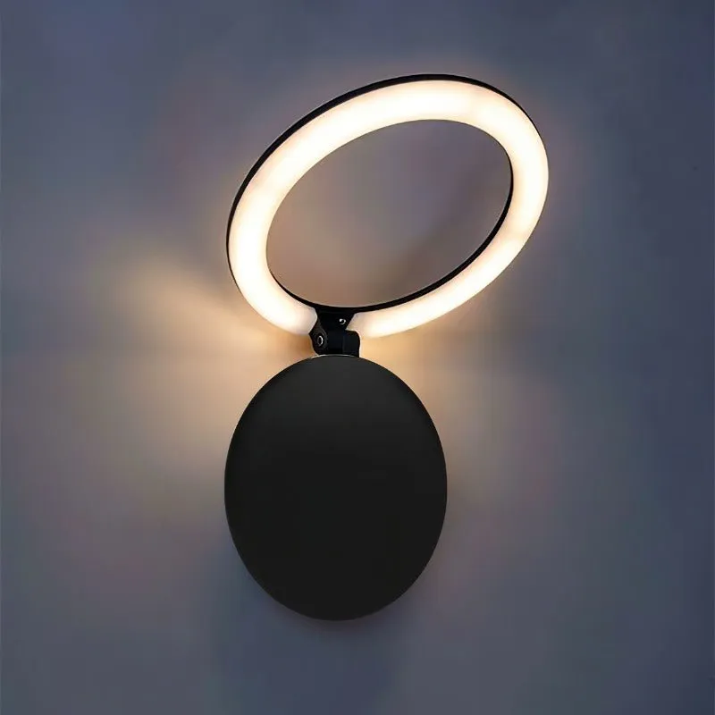 Moryva Outdoor Wall Lamp