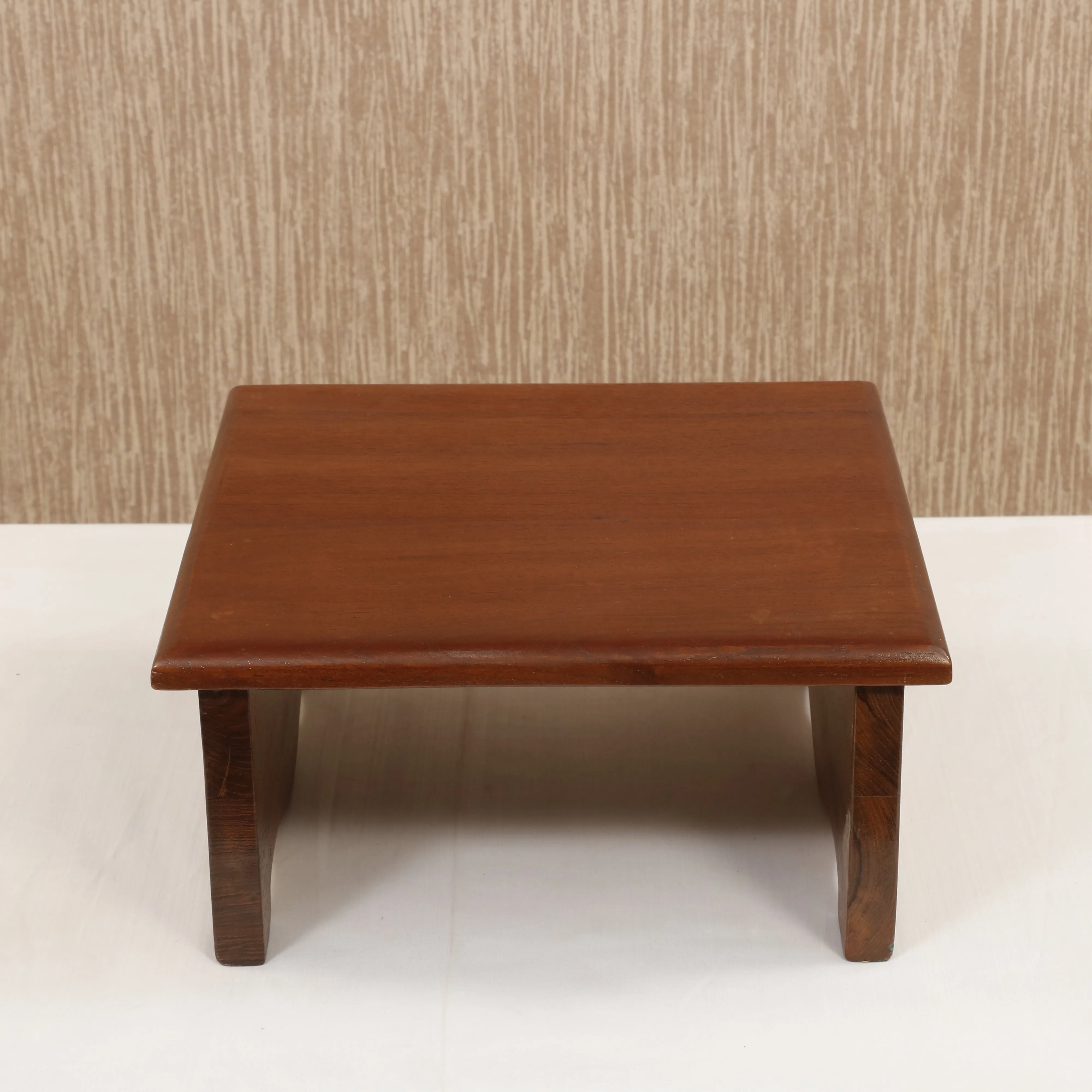 Stylish compact multipurpose teak Wooden Bajot