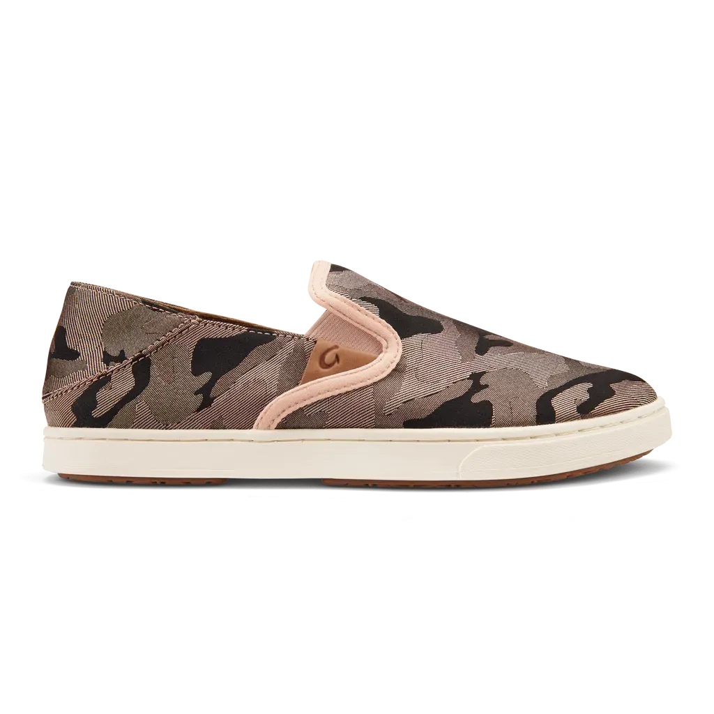 Women's Olukai Pehuea Pa'i Color: Soft Pink / Ke Au Camo